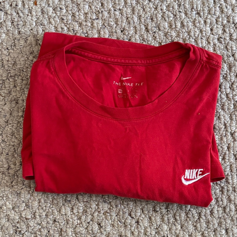Nike Red Crewneck T-Shirt with White Swoosh XL